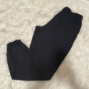 Lululemon On the Fly Jogger